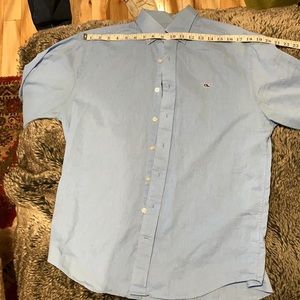 Vineyard vines medium blue shirt